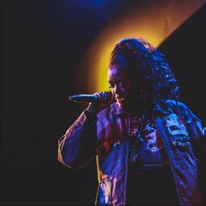 Meet your Posher, Anyae